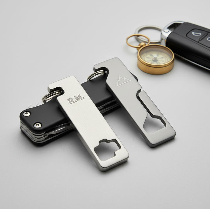 Stainless Steel and Aluminum — Durable Foundations for Metal Keychains